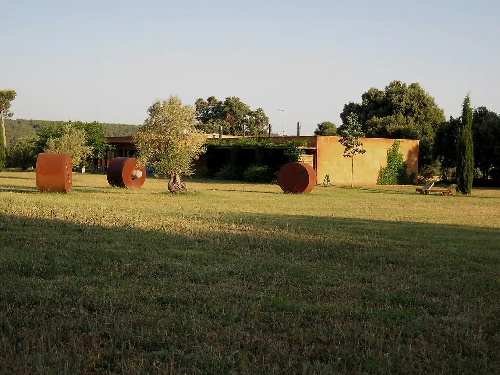 לינה וארוחת בוקר Ventalló Hotel Fundacio L'Olivar ספרד